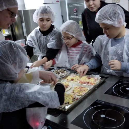 Пицца для любимой мамы