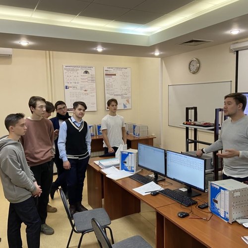 10А на профориентационной экскурсии в ООО "Релематика"
