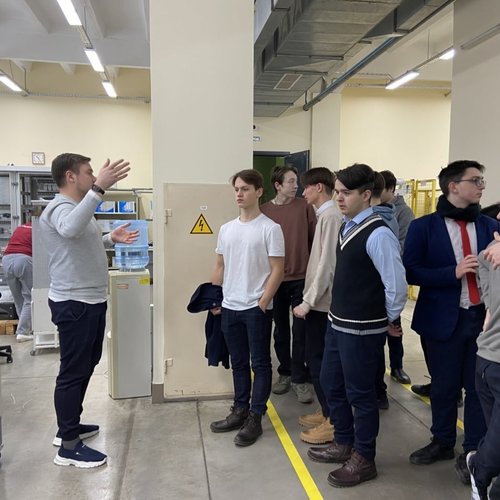 10А на профориентационной экскурсии в ООО "Релематика"
