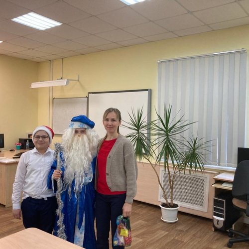 Раз! Два! Три! Четыре! Пять! Начинаем поздравлять!