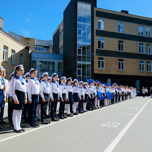 Смотр строя и песни 2018