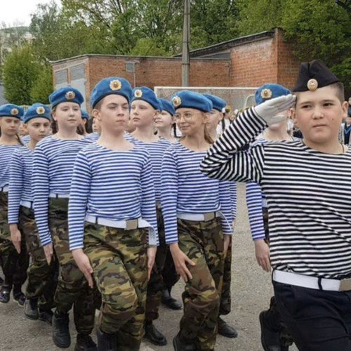 СМОТР СТРОЯ И ПЕСНИ, ПОСВЯЩЕННЫЙ ДНЮ ПОБЕДЫ В КОРПУСЕ НА ЯРОСЛАВСКОЙ