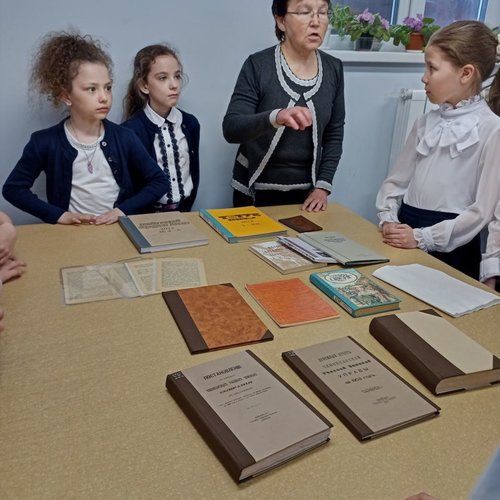 Библиотека — место встречи идей и людей.