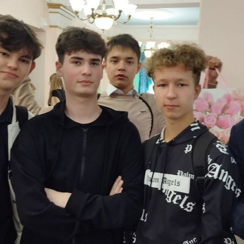 Урок литературы в Русском драматическом театре
