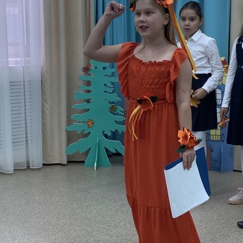 В детский сад с концертно-игровой программой "В осеннем саду"