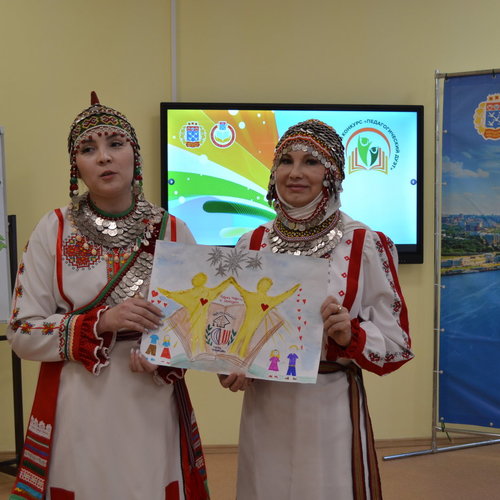 Педагогический дуэт СОШ 1 - победитель профессионального конкурса