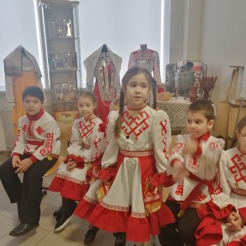 "Улах" в школьном музее "Мой край"