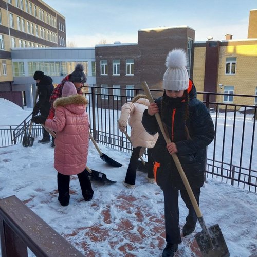 СНЕЖНЫЙ ДЕСАНТ ПРОДОЛЖАЕТСЯ