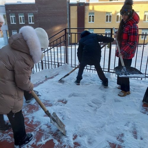 СНЕЖНЫЙ ДЕСАНТ ПРОДОЛЖАЕТСЯ