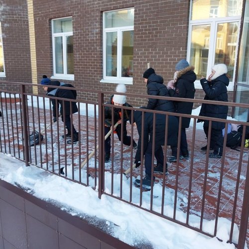 СНЕЖНЫЙ ДЕСАНТ ПРОДОЛЖАЕТСЯ