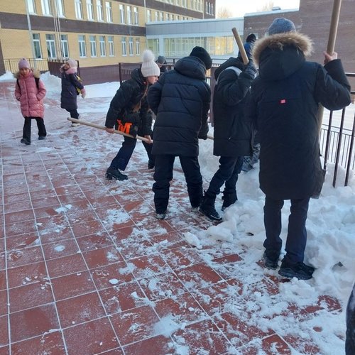 СНЕЖНЫЙ ДЕСАНТ ПРОДОЛЖАЕТСЯ