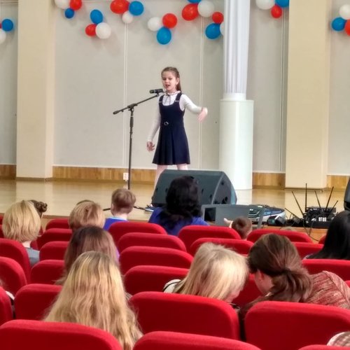 Поздравляем всех мам и учителей.