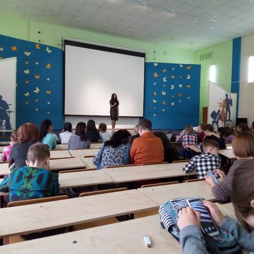 «LANGUAGE FOR EVERYBODY» песни на иностранных языках