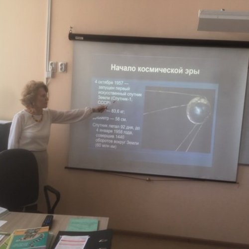«Гагаринские уроки» и устные журналы, приуроченные ко Дню космонавтики.