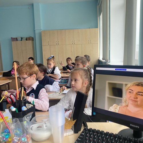 Смотрим новые выпуски от Шоу профессий 