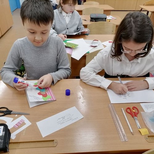 Мастер-классы по изготовлению подарка ко Дню матери