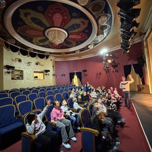 2В В КУКОЛЬНОМ ТЕАТРЕ "ЭКИЯТ" В КАЗАНИ