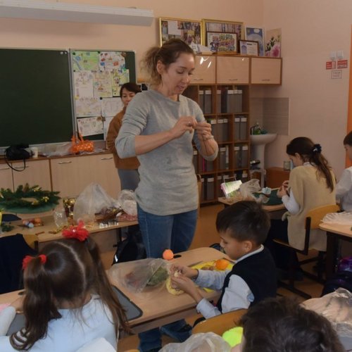 Новогодний мастер-класс от родителей 2Б класса