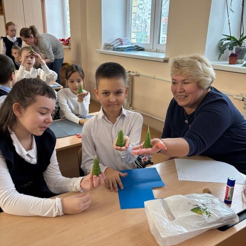 Новогодний мастер-класс от родителей 2Б класса