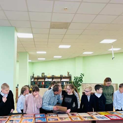 Урок Мужества. История страны в значках.