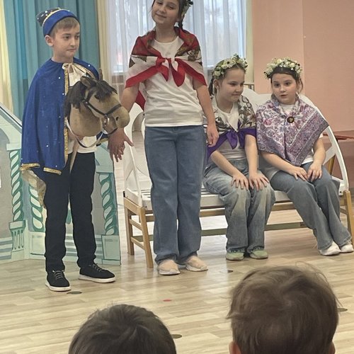 Юные волонтеры в гостях у детского сада