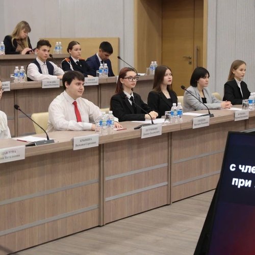 Детский общественный совет в деле.  Встреча с главой Чувашии - Олегом Алексеевичем Николаевым.