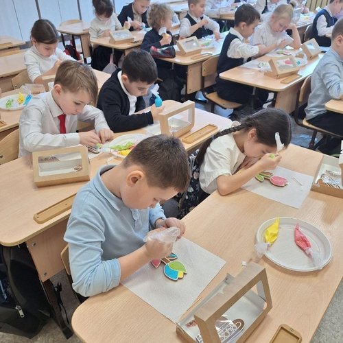 Мастер-класс по росписи пряников