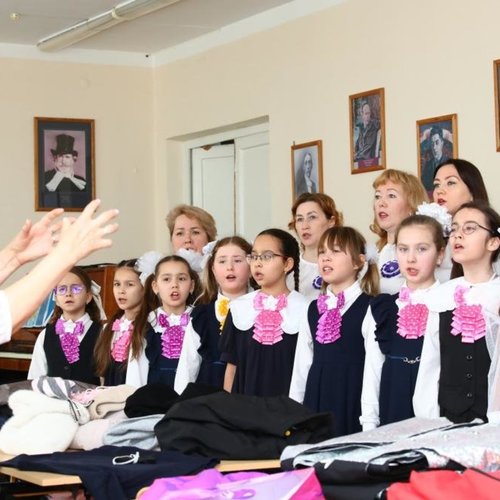  Республиканский вокально- хоровой конкурс  "Голоса друзей"