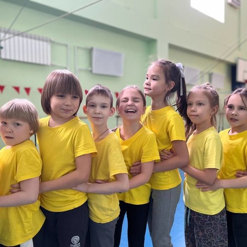 Школьный спортивный клуб празднует Масленицу