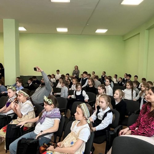 "Сказка ложь, да в ней намек! Добрым молодцам урок"