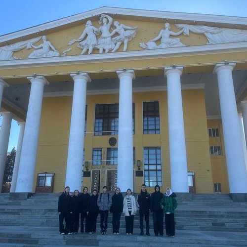 "Живые уроки" в Чувашском академическом театре