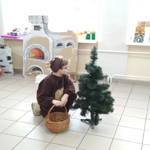 Новогодний фестиваль - сказка "Маша и медведь"