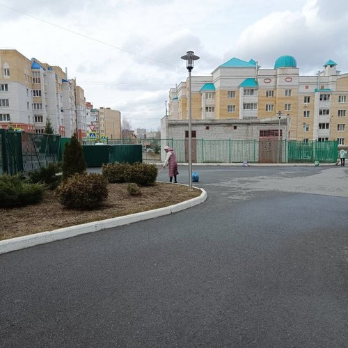 28.03.2025 - Уборка территории Строителей 7