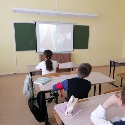 Видеопоказы фильмов из "Золотой коллекции"