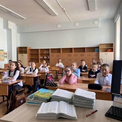 Видеопоказы фильмов из "Золотой коллекции"