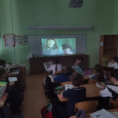 Видеопоказы фильмов из "Золотой коллекции"