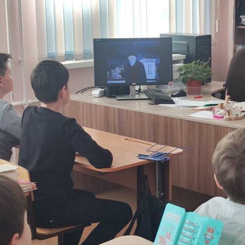 Видеопоказы фильмов из "Золотой коллекции"