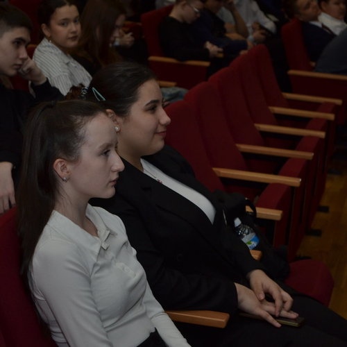 Урок Мужества. Встреча с курсантом Тюменского высшего военно-инженерного командного училища