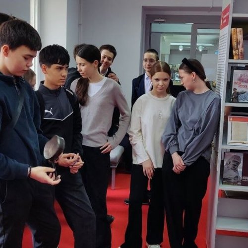 8В и 8Д классы в Чувашском национальном музее