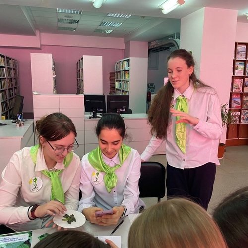 I республиканский ботанический турнир «Жгучая крапива», посвященный Дню экологических знаний и Международному Дню Земли.
