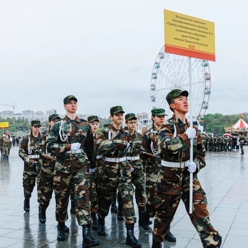 ПАРАД ДОШКОЛЯТ И ЮНАРМЕЙЦЕВ