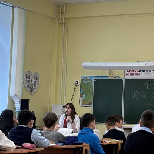  Дню детских общественных организаций.
