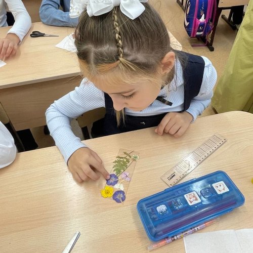  Закладка из сухоцветов на память о прошедшем лете