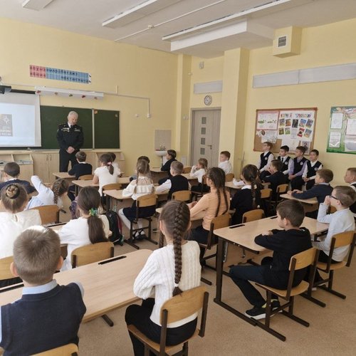 Ученики СОШ 1 присоединились ко Всероссийскому открытому уроку культуры безопасности