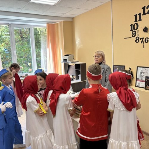 День пожилых людей в библиотеке