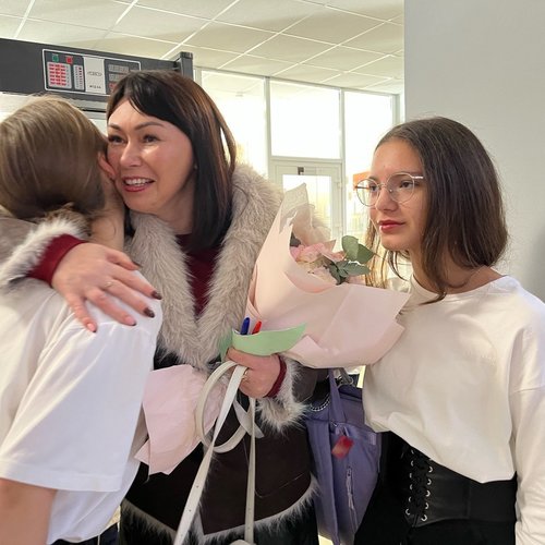 АКТИВИСТЫ ПОЗДРАВЛЯЮТ