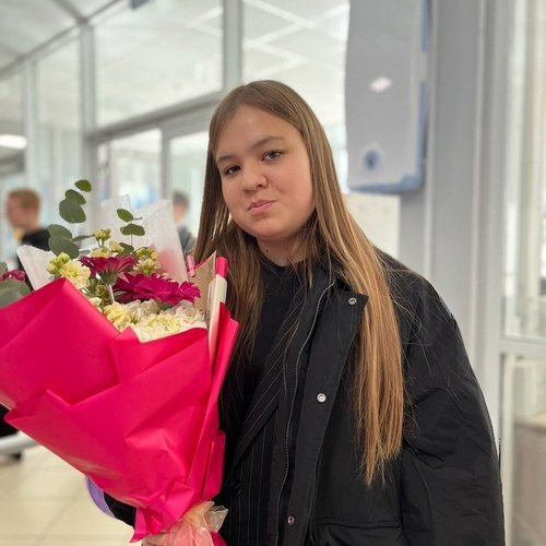 АКТИВИСТЫ ПОЗДРАВЛЯЮТ