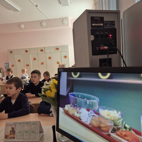 Завтрак — залог успеха в школе!: ученики младших классов СОШ №1 узнали, почему нельзя пропускать утренний приём пищи