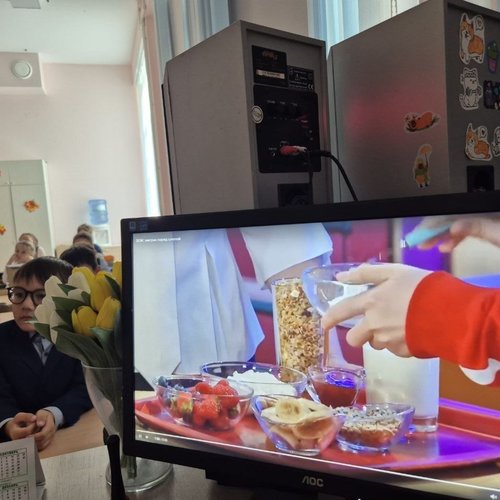 Завтрак — залог успеха в школе!: ученики младших классов СОШ №1 узнали, почему нельзя пропускать утренний приём пищи