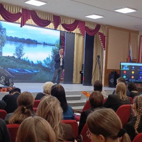 9А класс - участники республиканского мероприятия, посвященного 130-летию со дня рождения С.А. Есенина 9А класс - участники республиканского мероприятия, посвященного 130-летию со дня рождения С.А. Есенина